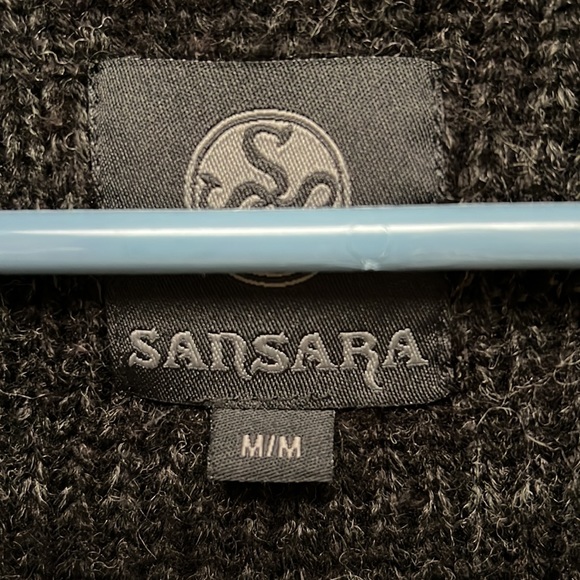 Gorgeous SANSARA CARDIGAN SWEATER - Picture 8 of 11